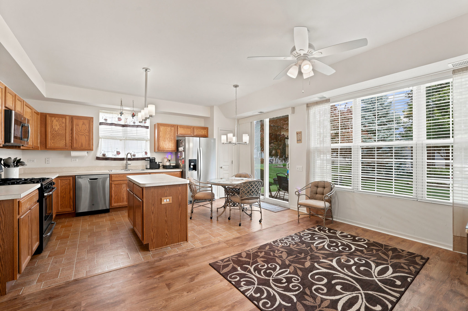 11724 Tanglewood Lane Property Photo 9