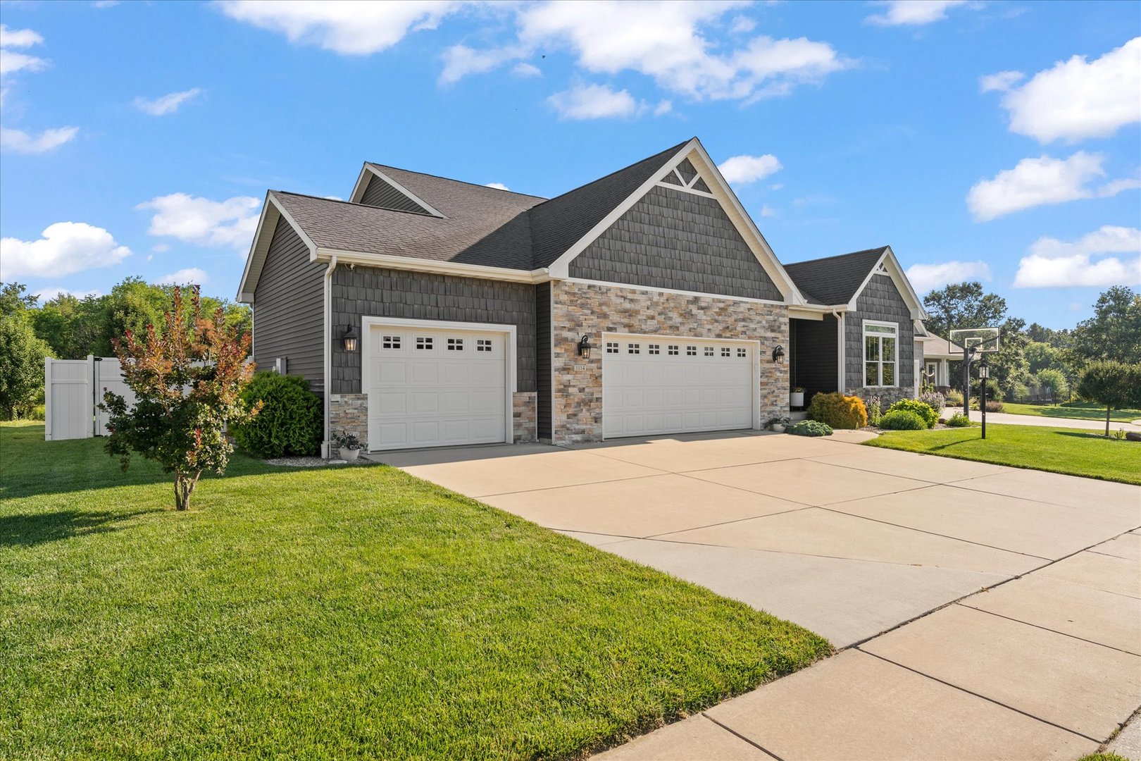1114 Ashford Court Property Photo 66