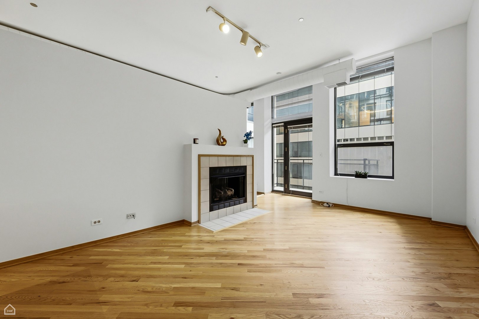 910 S Michigan Avenue 617 Property Photo 8