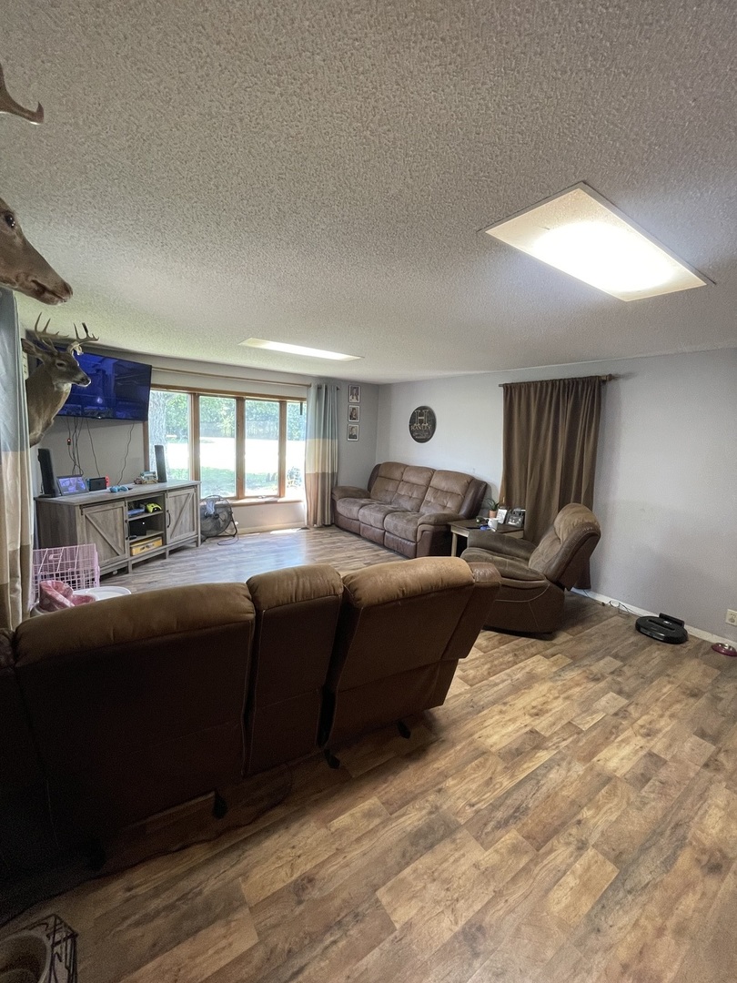 215 Jefferson Street Property Photo 9