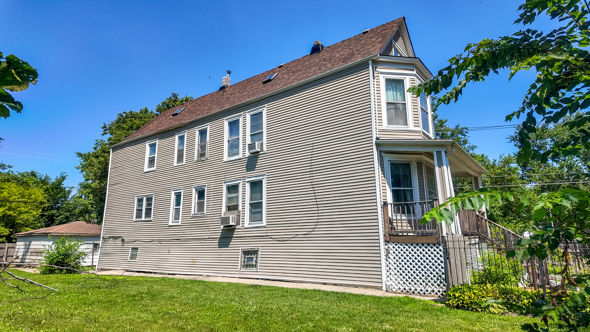 6318 S Wolcott Avenue Property Photo 5