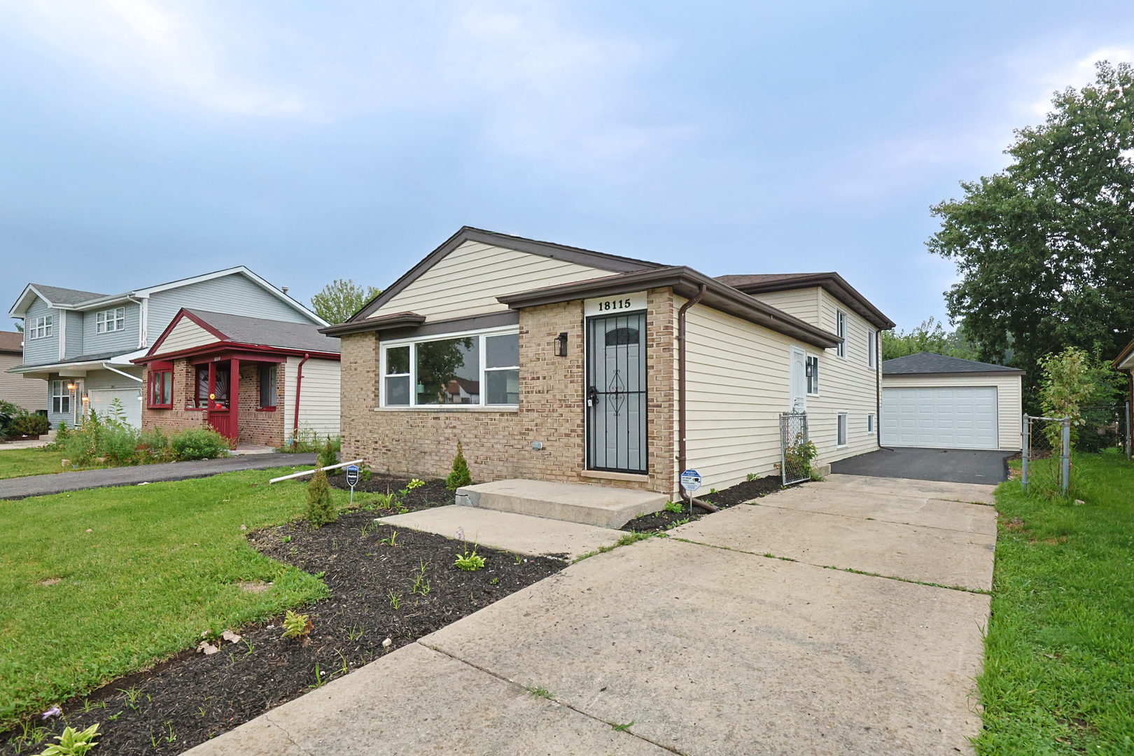 18115 IDLEWILD Drive Property Photo 1