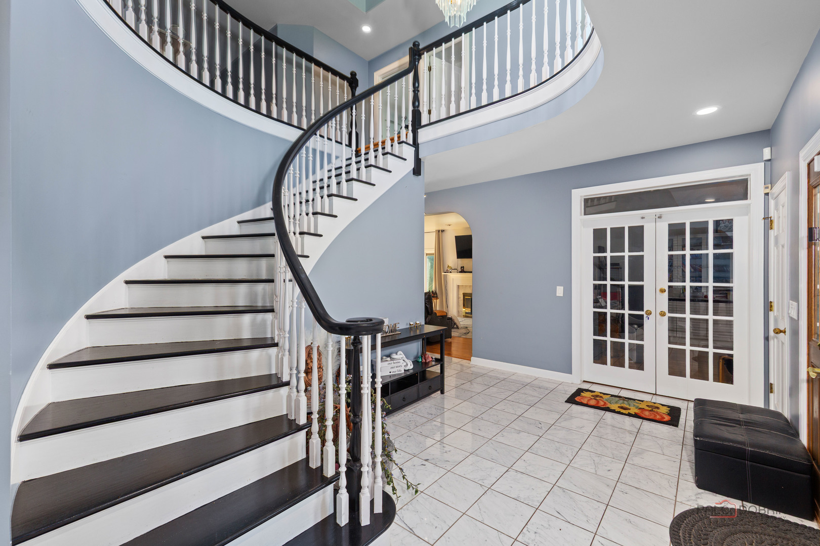 14 Pentwater Drive Property Photo 3