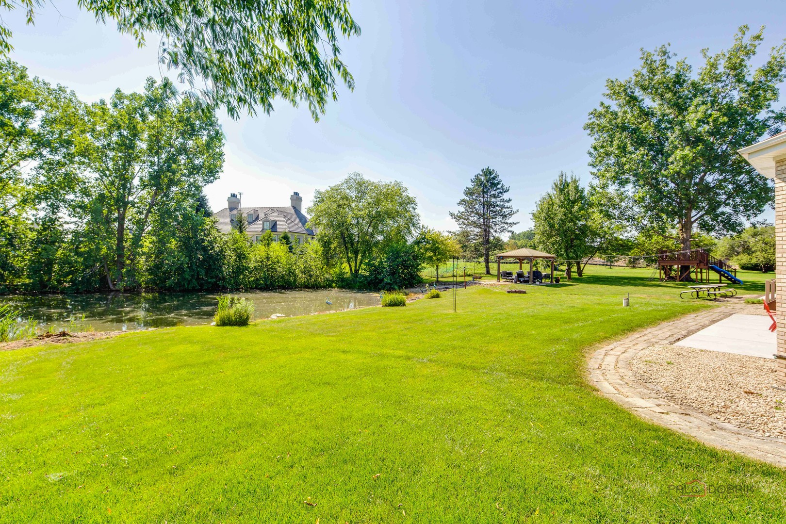 14 Pentwater Drive Property Photo 37