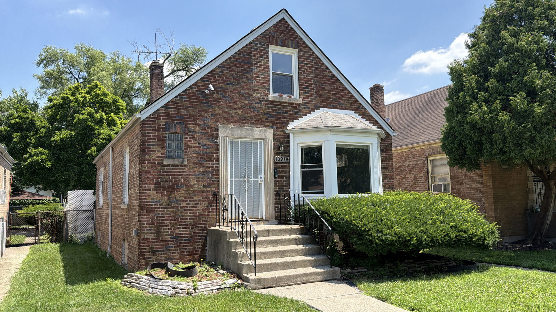 10939 S Normal Avenue Property Photo 1