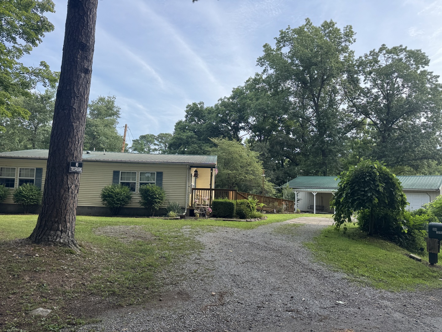108 Robin Drive Property Photo 1