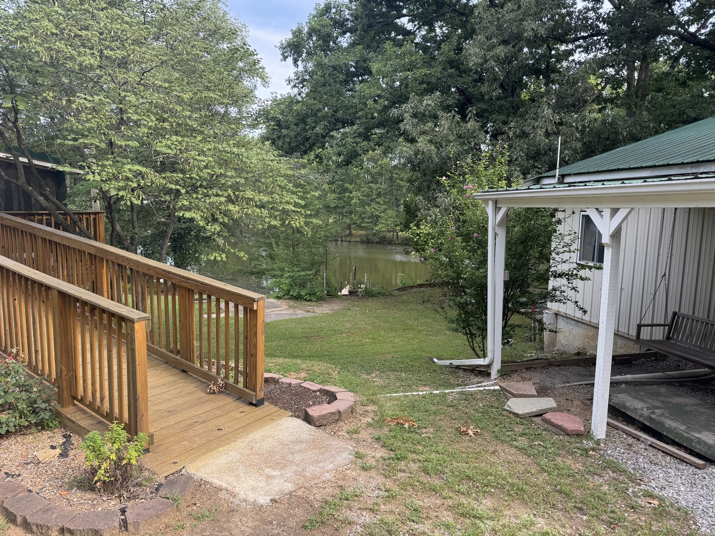 108 Robin Drive Property Photo 3