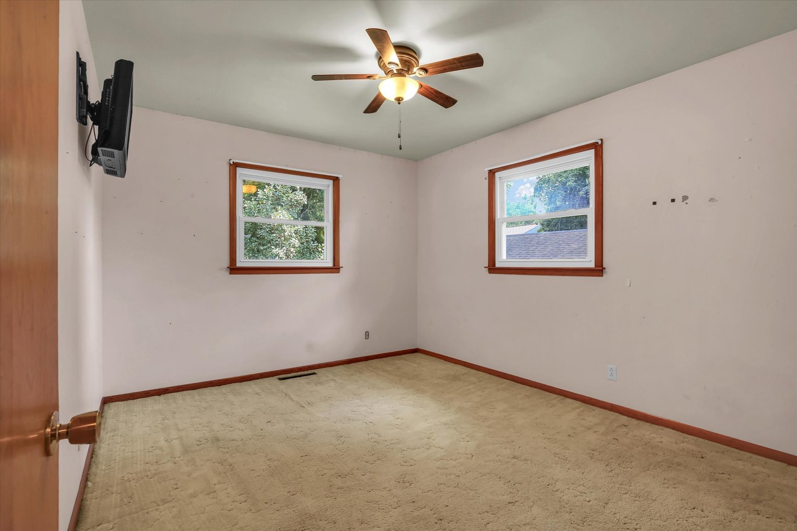 207 E Ensey Street Property Photo 21