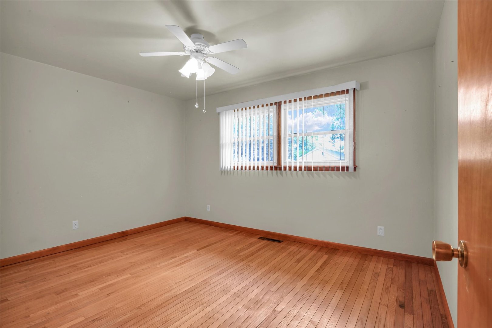 207 E Ensey Street Property Photo 25