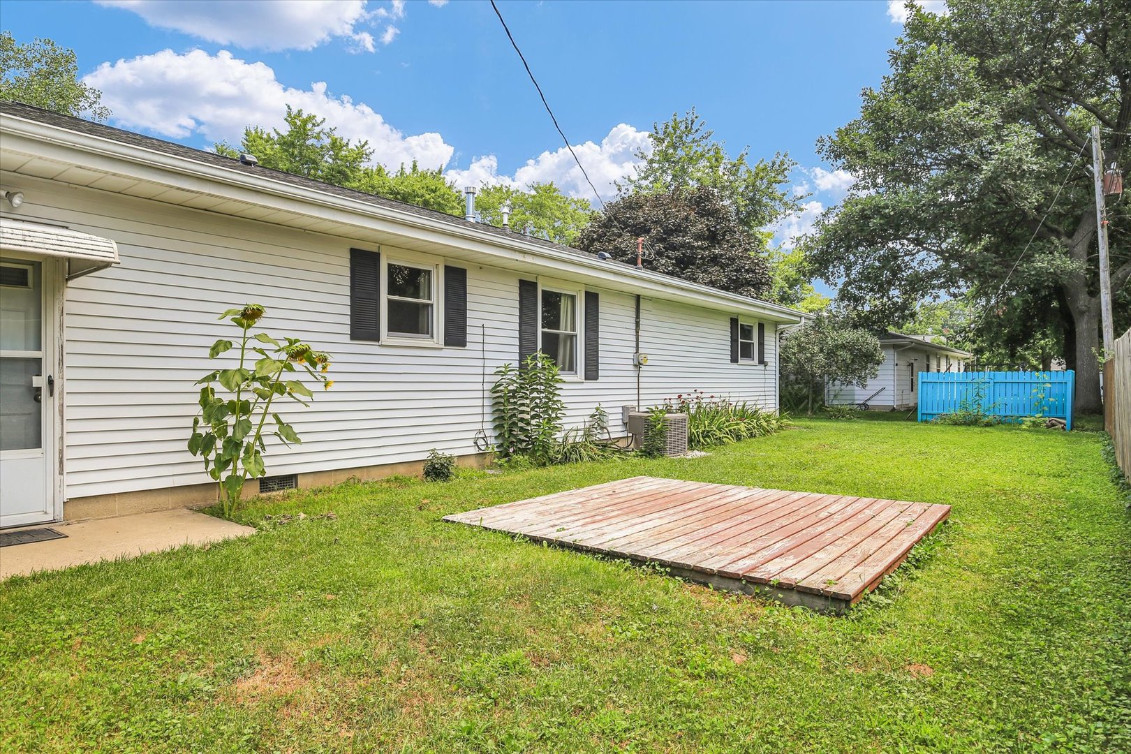 207 E Ensey Street Property Photo 29