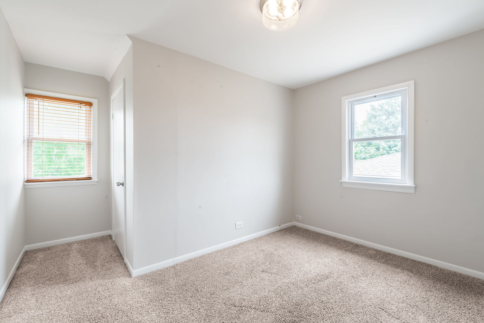 537 N Walnut Street Property Photo 14