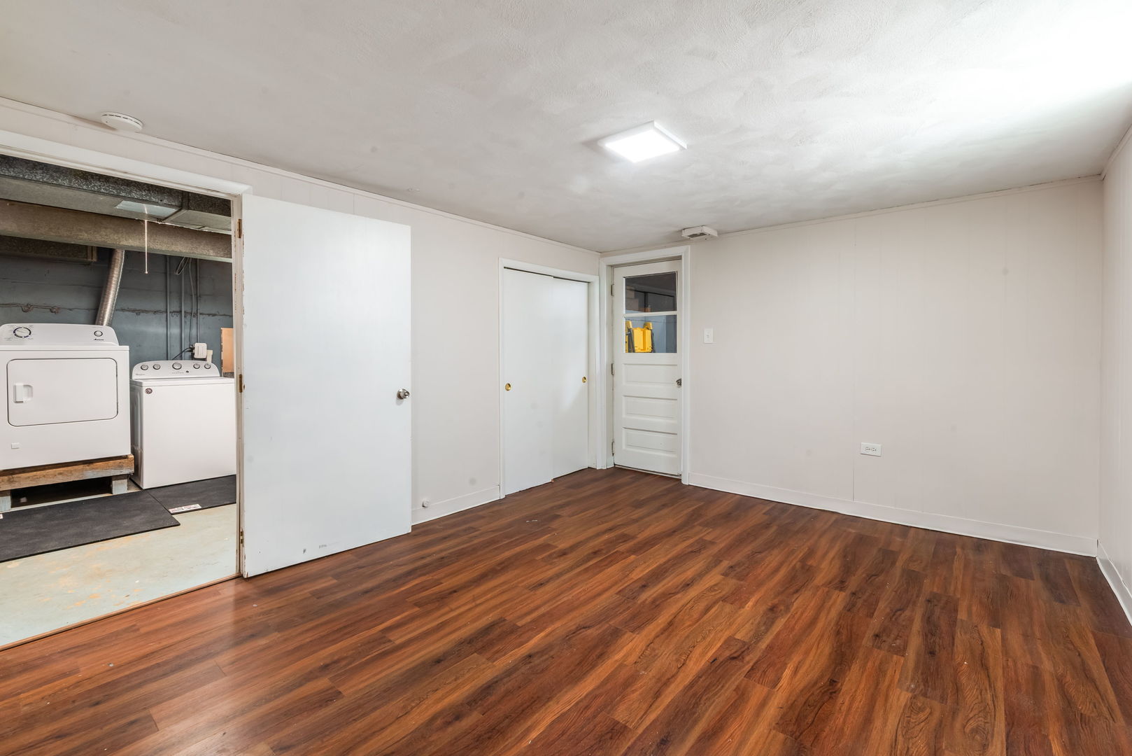 537 N Walnut Street Property Photo 21
