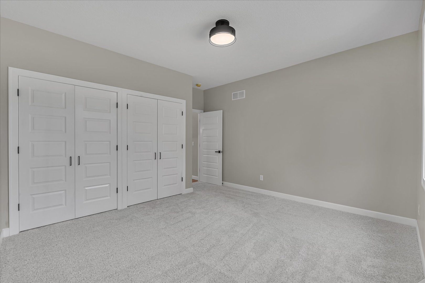 3813 Savanna Circle Property Photo 34