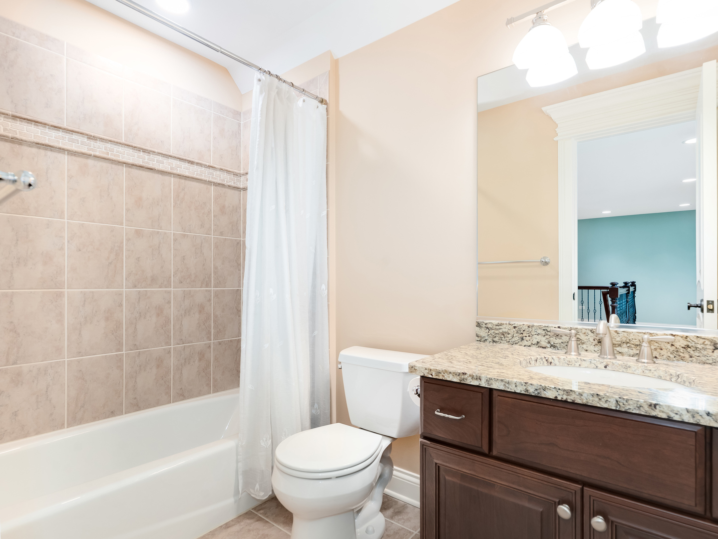 434 W Benton Avenue Property Photo 40