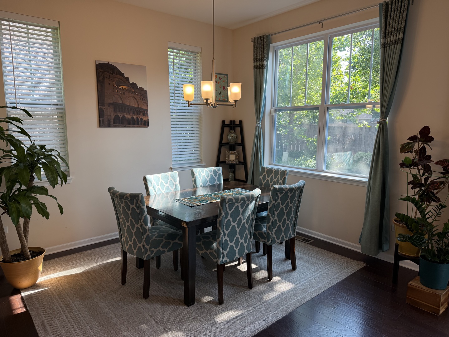 463 Timber Trail Court Property Photo 6