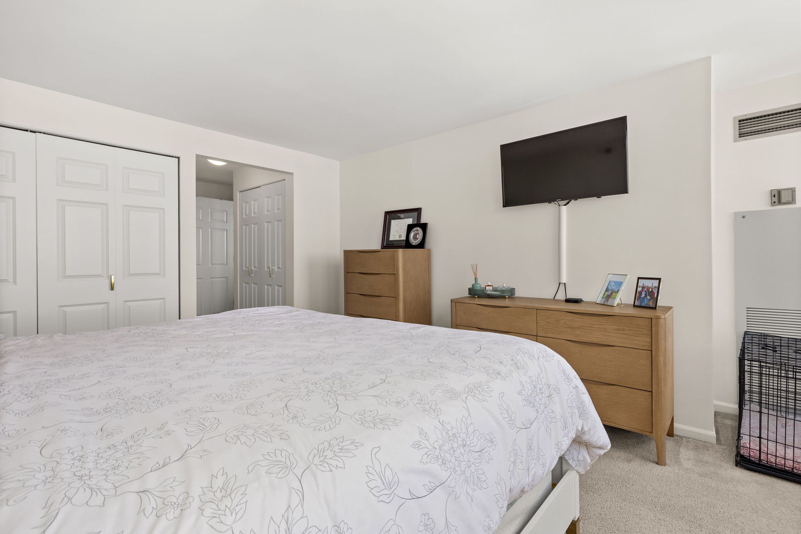 345 N La Salle Drive 3401 Property Photo 12
