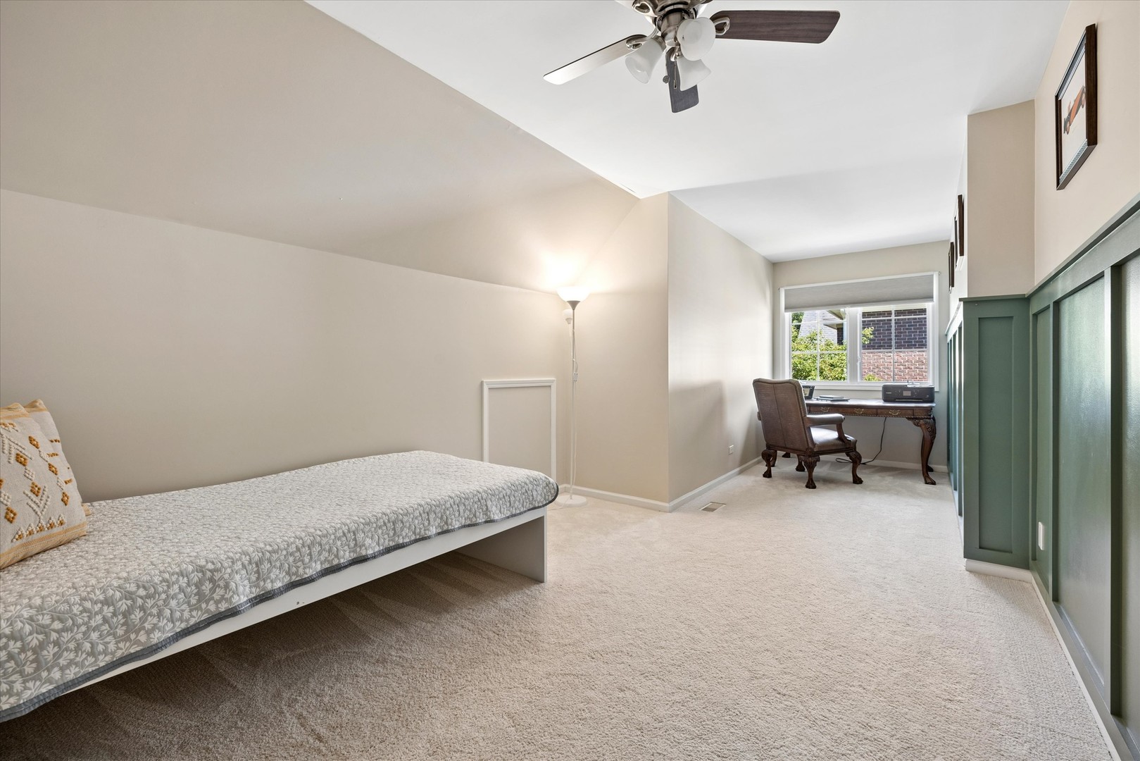 8709 Shade Tree Circle Property Photo 19