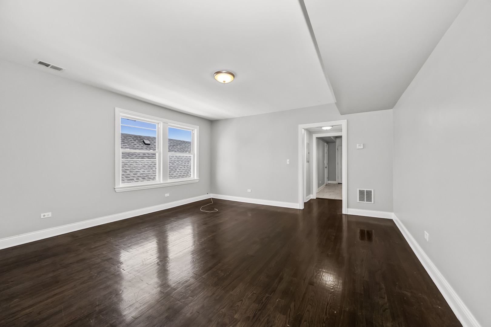 2207-09 N Mango Avenue Property Photo 14