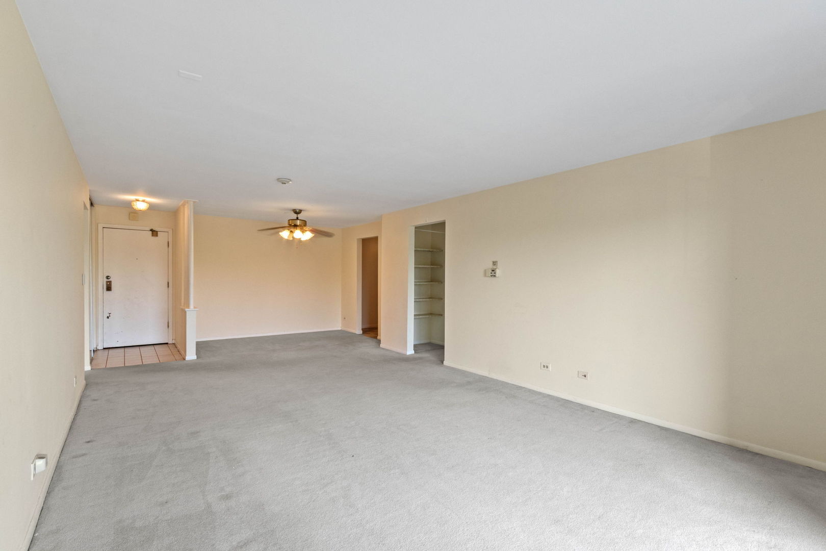 2100 Valencia Drive 300b Property Photo 4