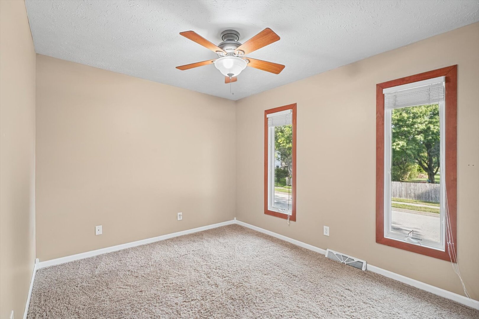 1609 Erin Drive Property Photo 17