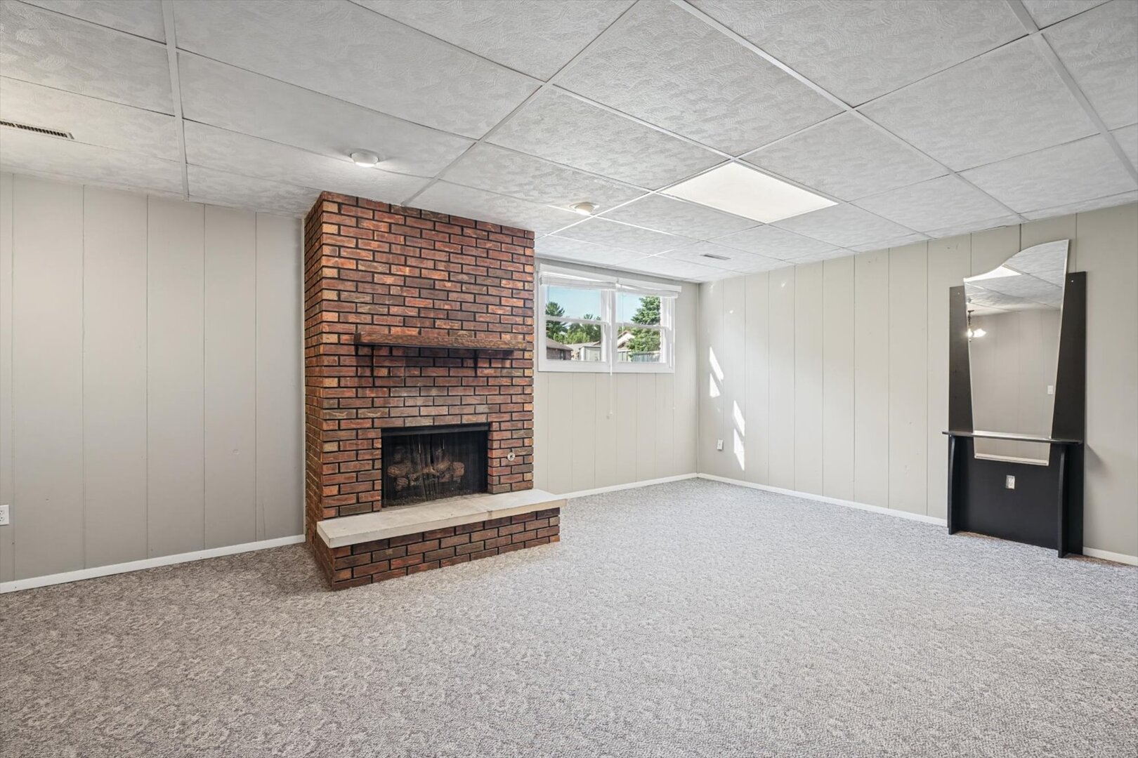 1609 Erin Drive Property Photo 29
