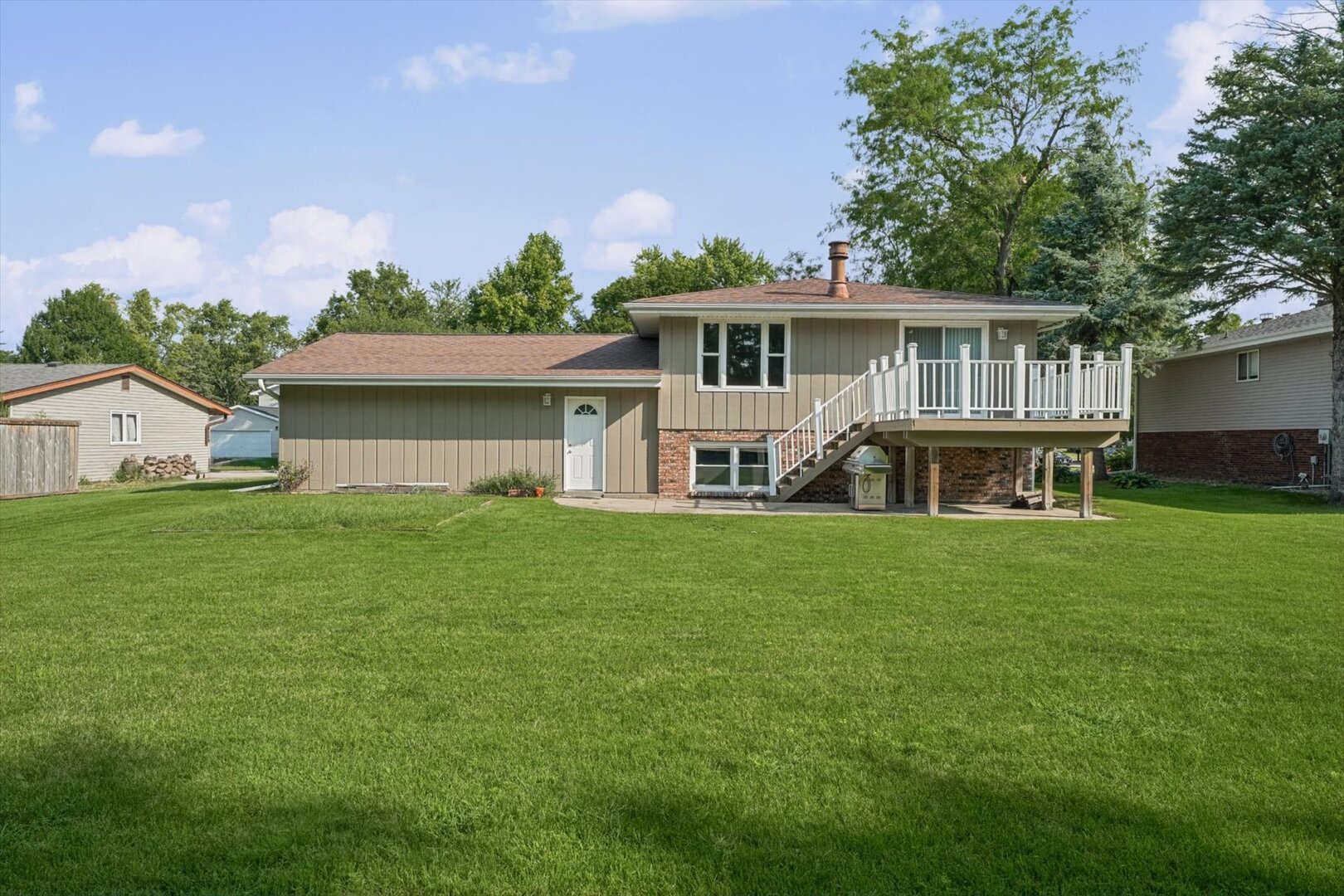 1609 Erin Drive Property Photo 32