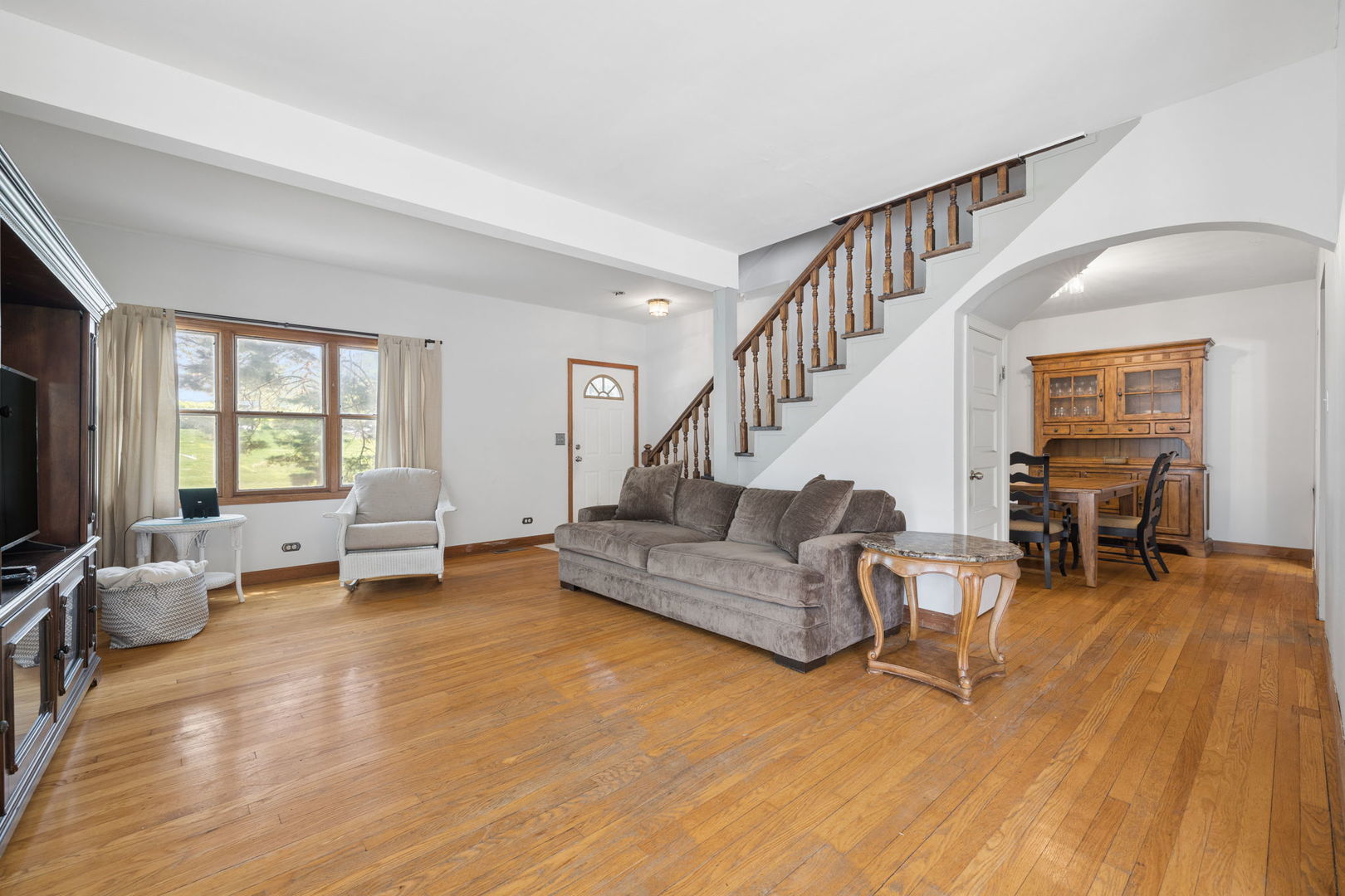 4417 Yender Avenue Property Photo 10