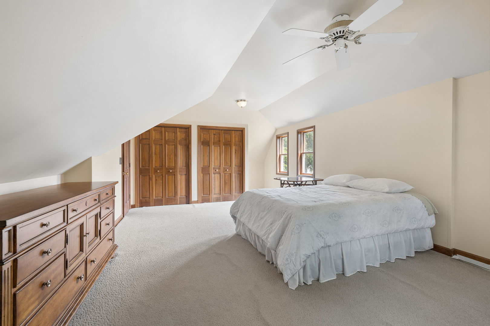 4417 Yender Avenue Property Photo 19