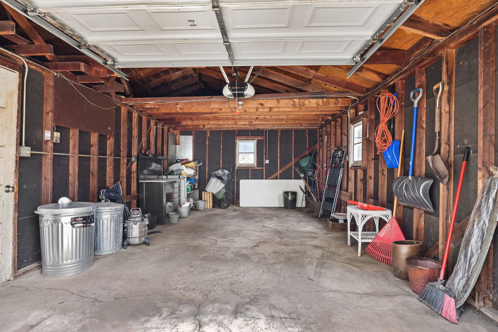4417 Yender Avenue Property Photo 23