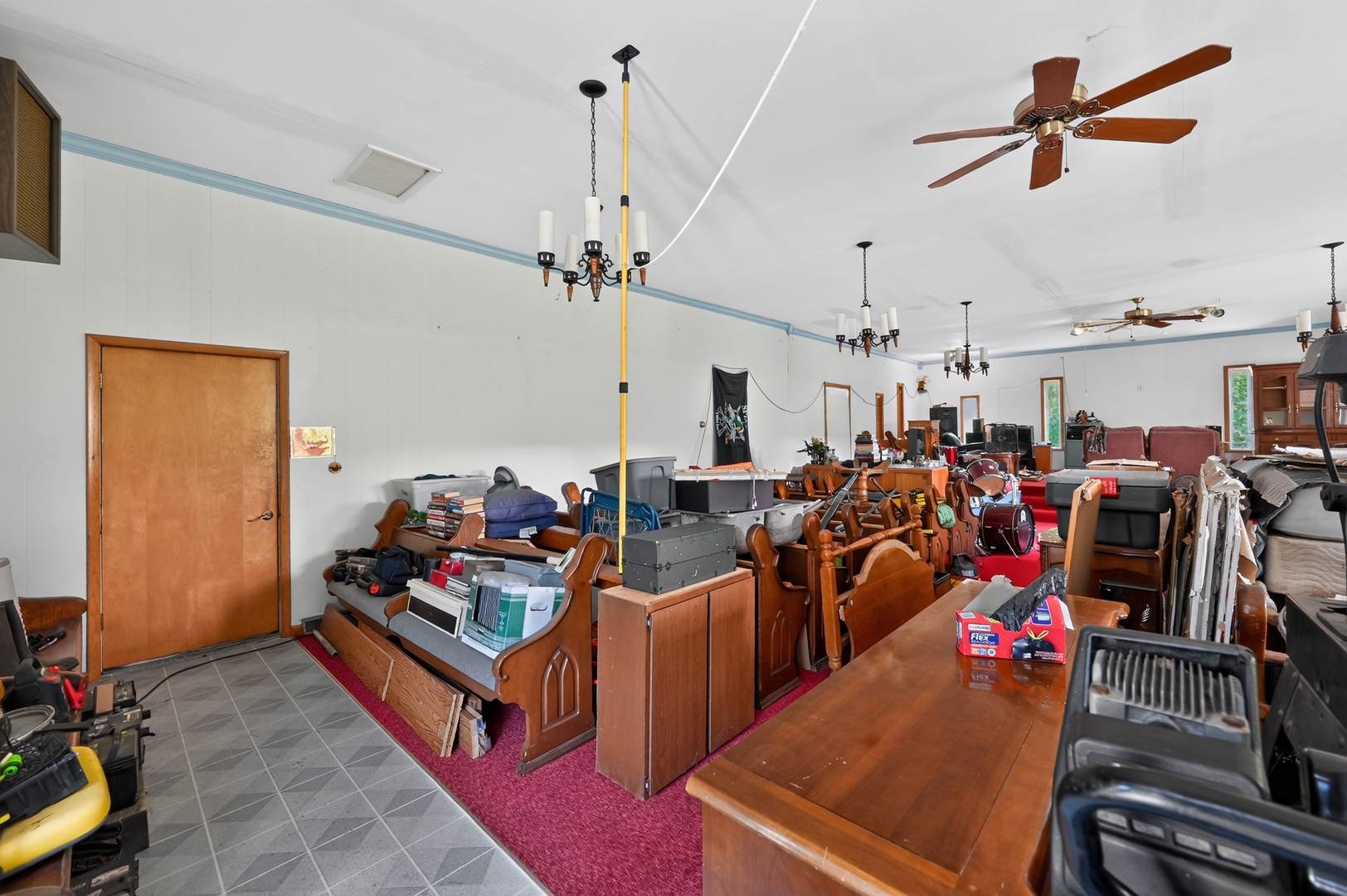 2067 Shaw Road Property Photo 6
