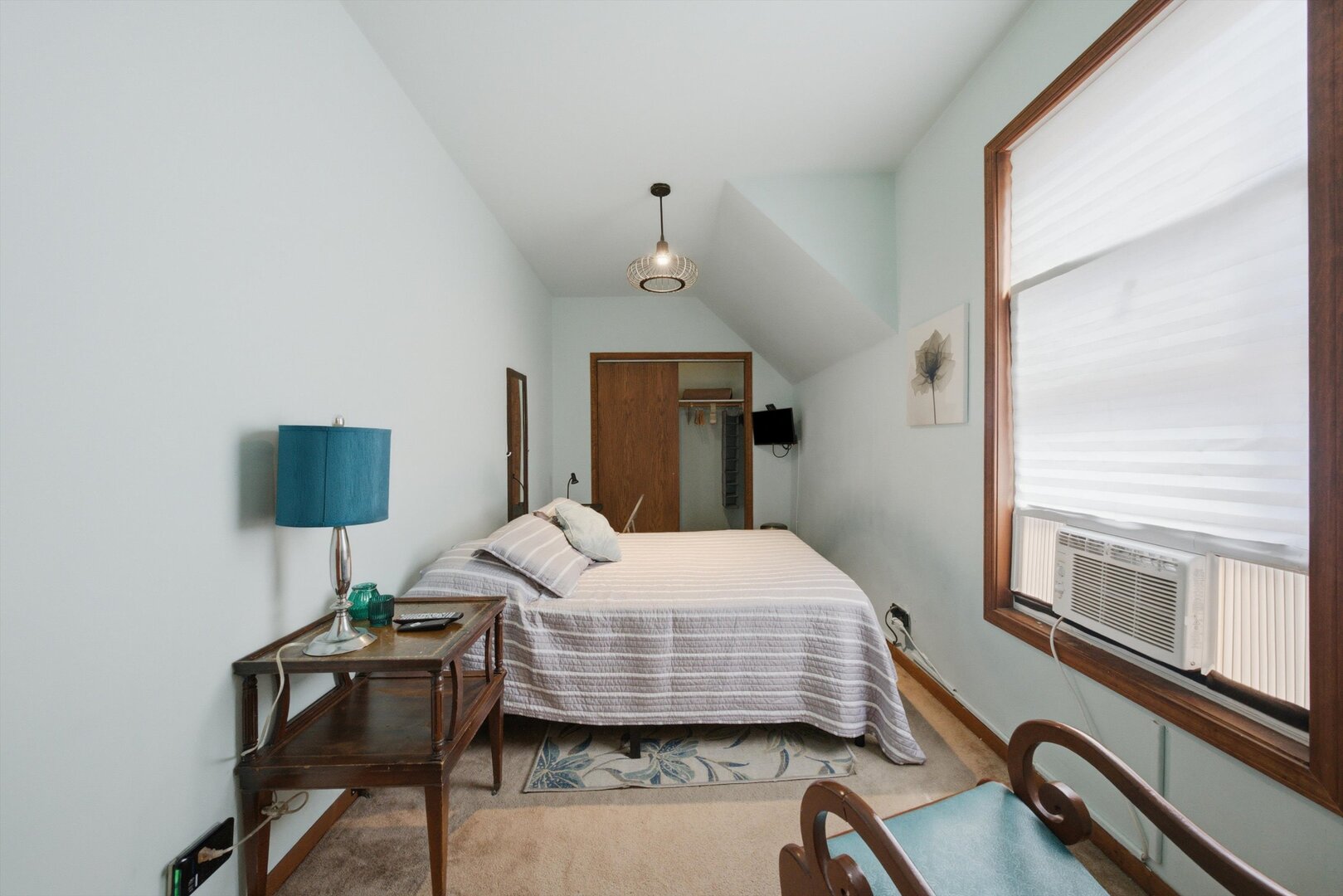 1534 E 73rd Place Property Photo 17