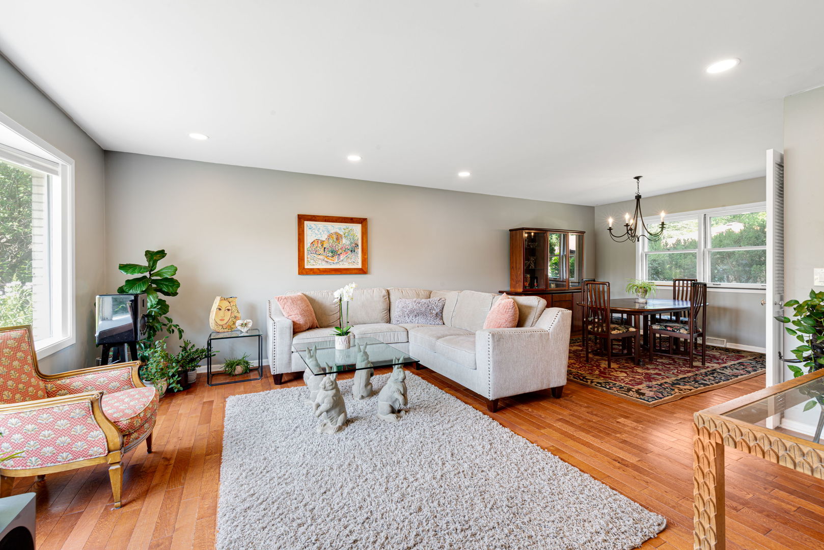 3504 Illinois Road Property Photo 2