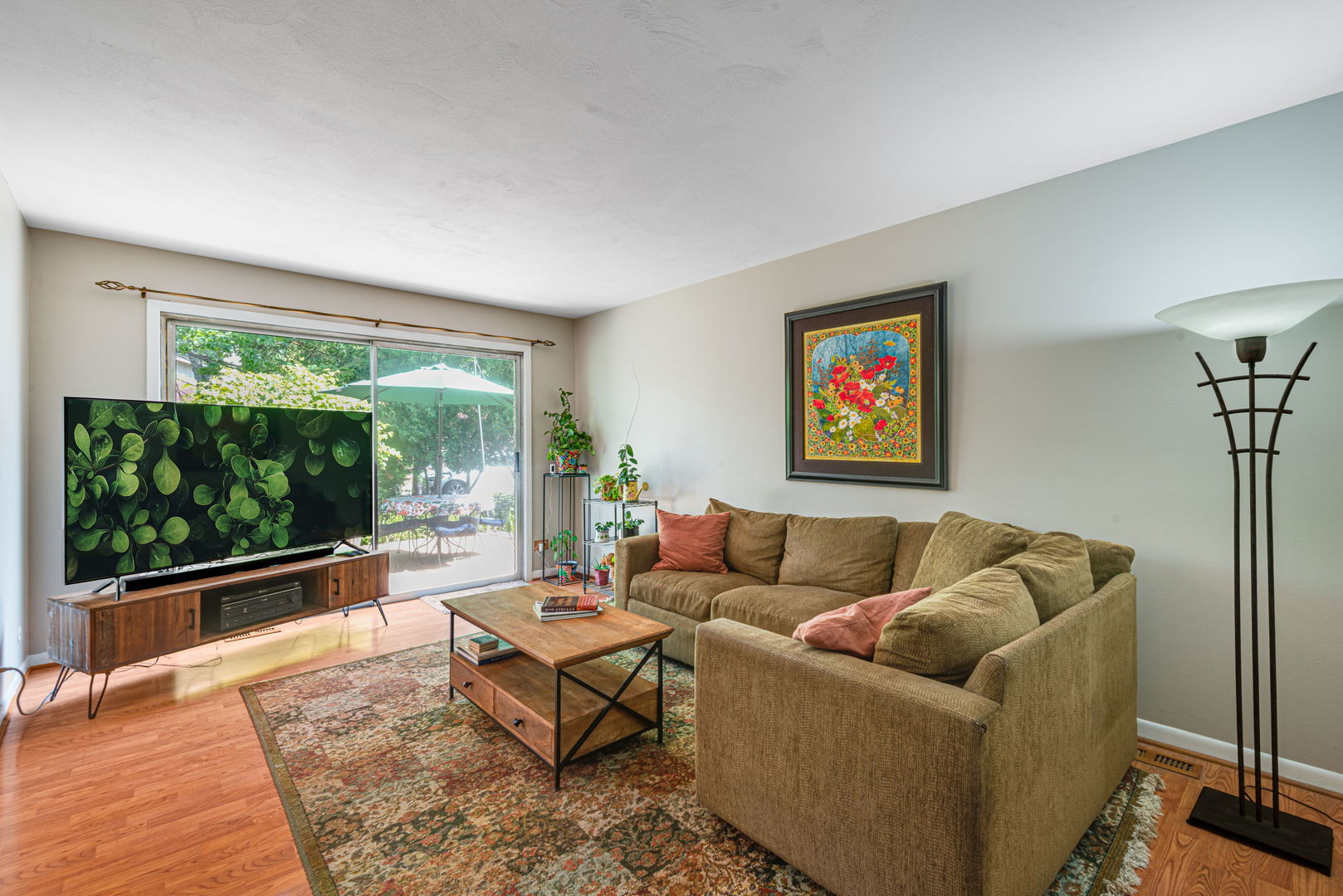 3504 Illinois Road Property Photo 10
