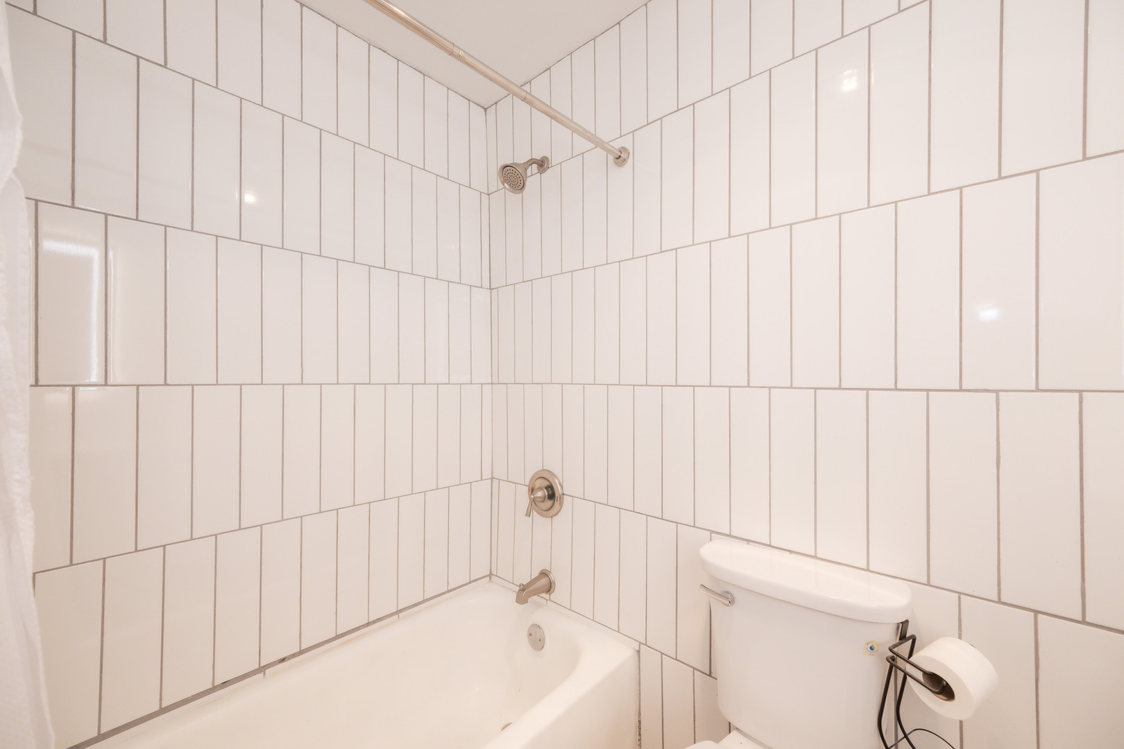 3021 S Michigan Avenue 305 Property Photo 13