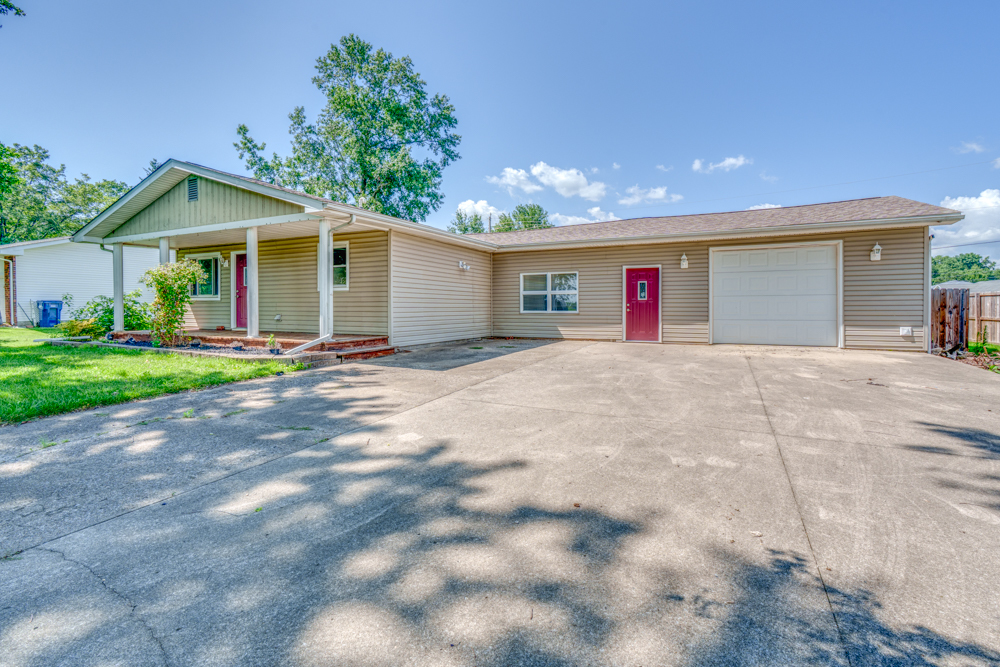 1104 Airport Road Property Photo 2