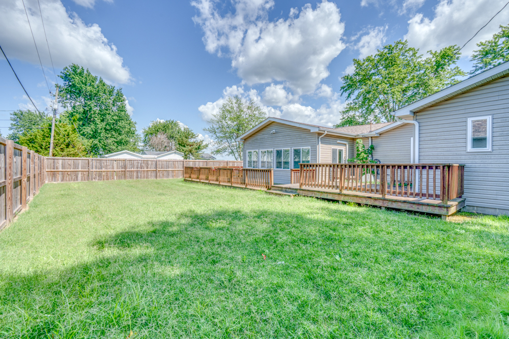 1104 Airport Road Property Photo 6