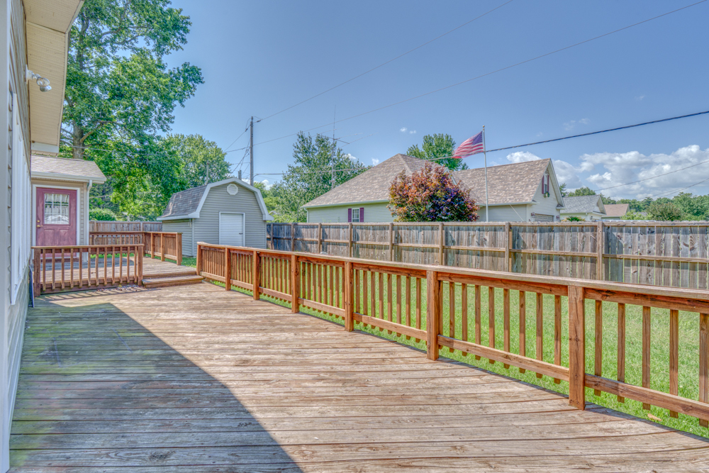 1104 Airport Road Property Photo 11