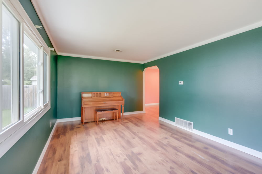 1104 Airport Road Property Photo 13