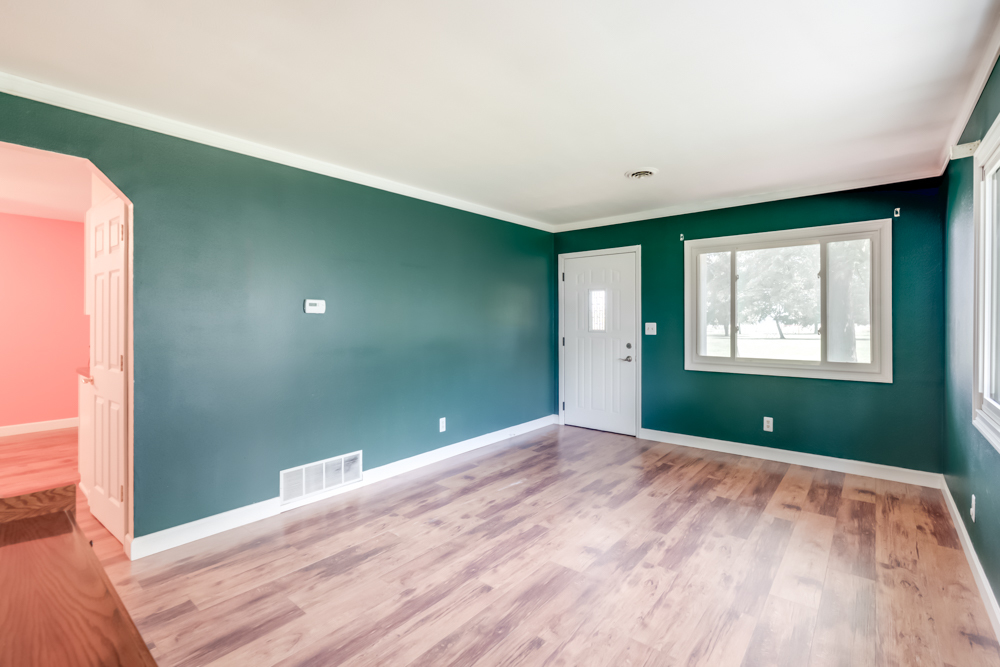 1104 Airport Road Property Photo 14