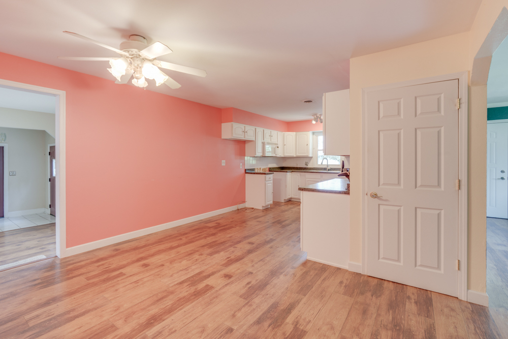 1104 Airport Road Property Photo 17