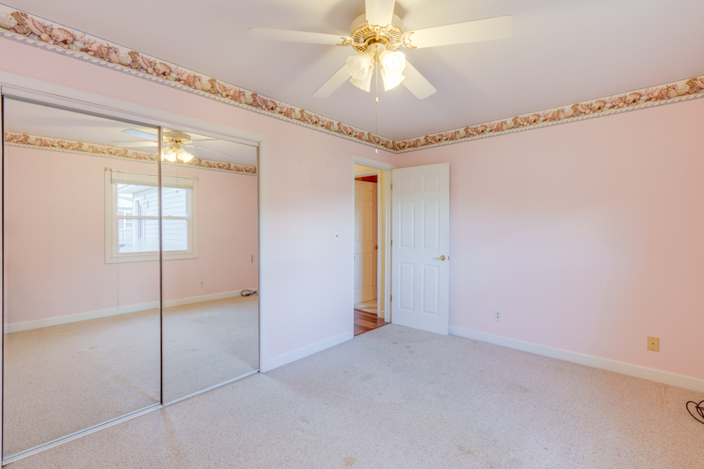 1104 Airport Road Property Photo 30