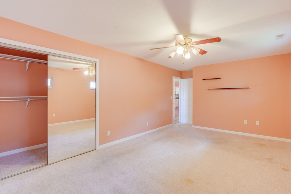 1104 Airport Road Property Photo 33