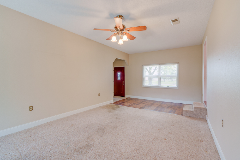 1104 Airport Road Property Photo 40