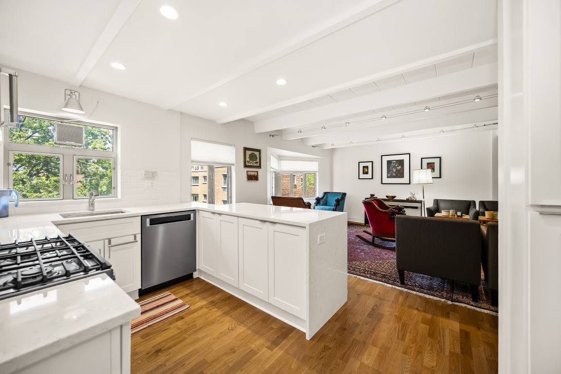 1856 Sherman Avenue 7sc Property Photo 8