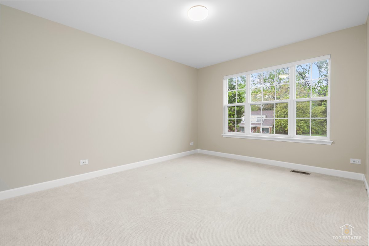 1551 E Olive Street Property Photo 39