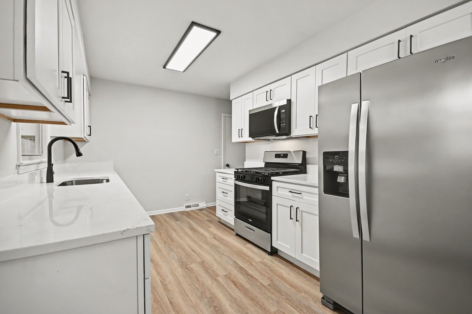 209 Maureen Drive Property Photo 9