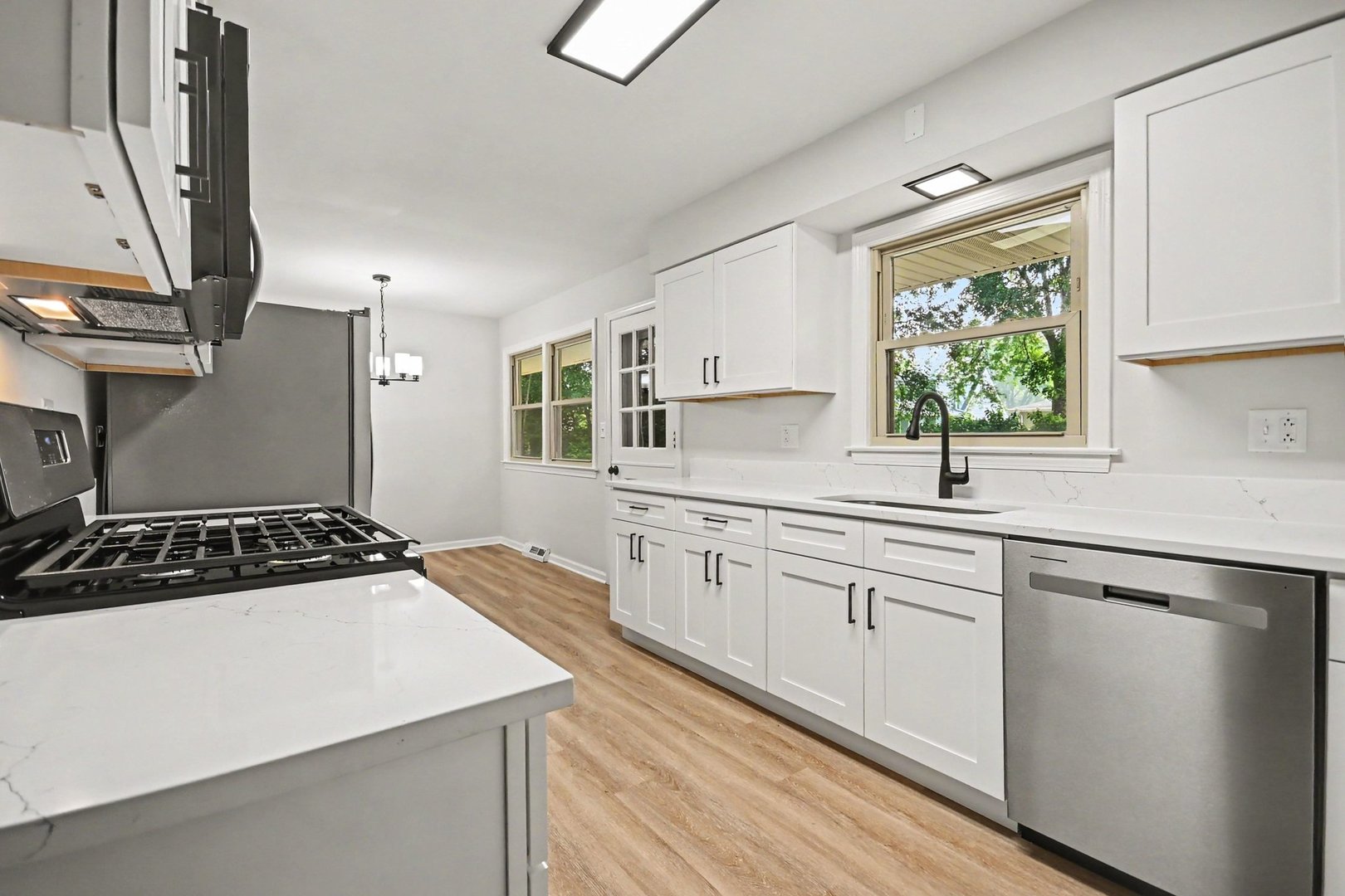 209 Maureen Drive Property Photo 10