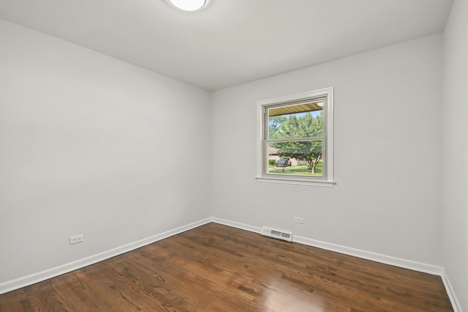 209 Maureen Drive Property Photo 13