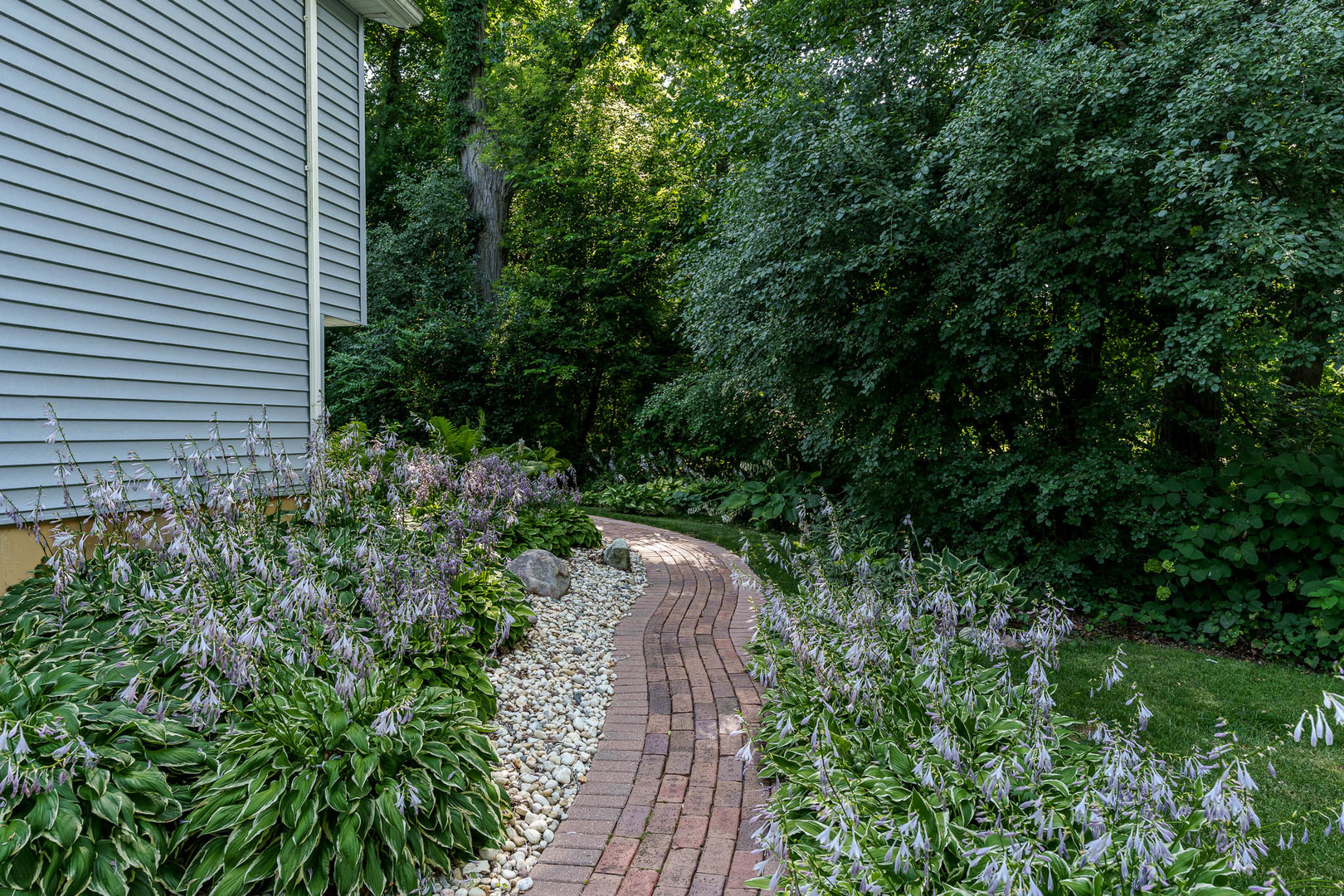 203 S Ulster Property Photo 8