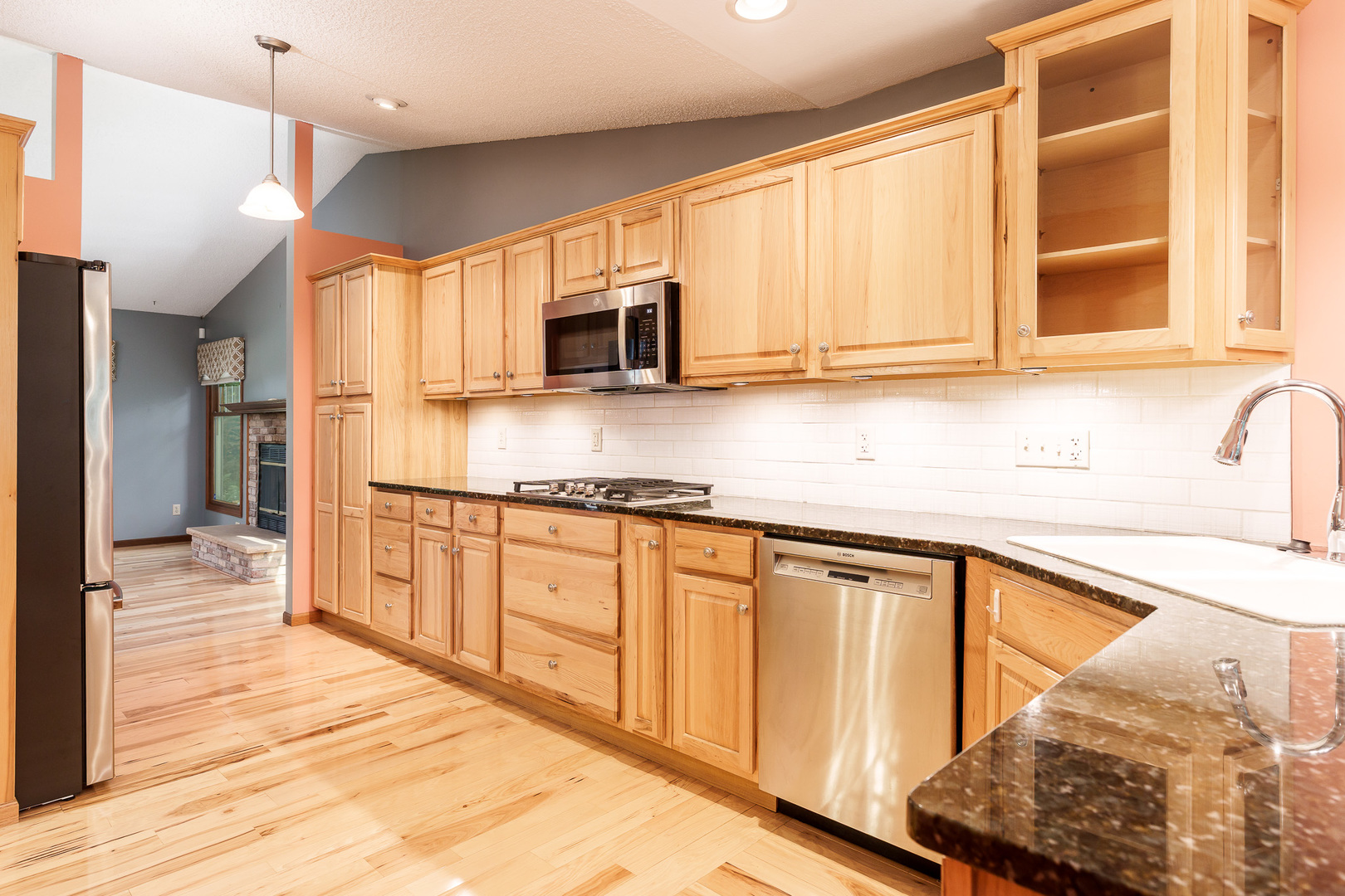 203 S Ulster Property Photo 28